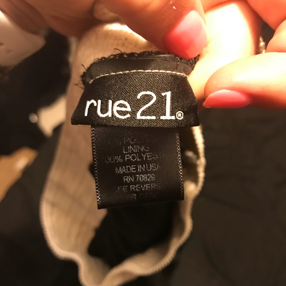 Black shirt - Picture 2 of 2